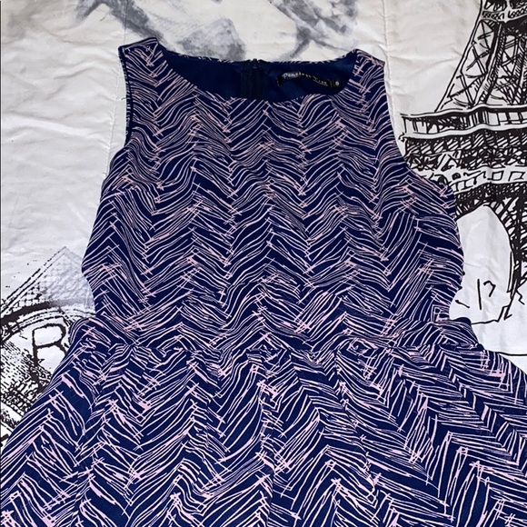 A midis skater dress - Picture 2 of 6